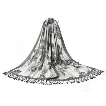 100% Poliéster Mulher Flor Dying Scarf Elegante Soft Shawl